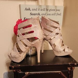 Elegant Stiletto Glitter Gladiator